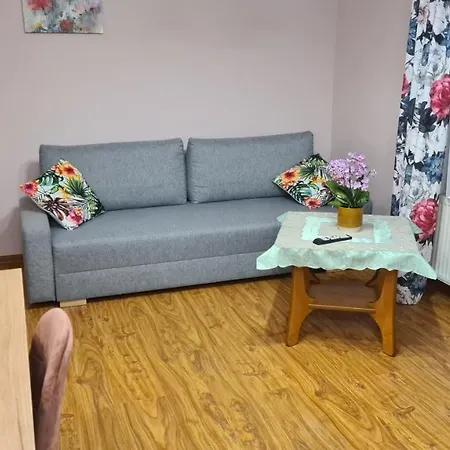 مزرعة للإقامة Pod Orlem Wałcz