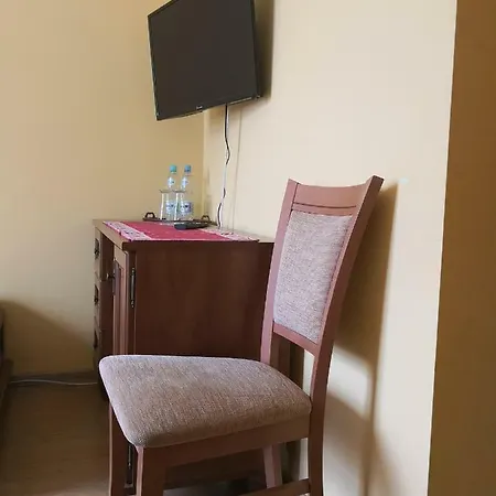 Pod Orlem مزرعة للإقامة Wałcz